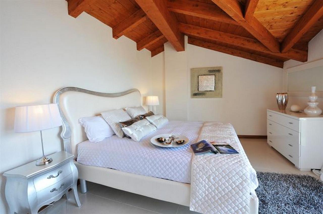 شقة Pianello Del Lario  في Balcone Di Pianello - Luna المظهر الخارجي الصورة